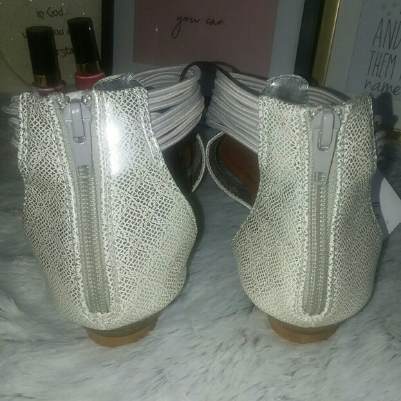 WEDGE HEEL SANDALS SILVER SHIMMER Sz 8 - Picture 3 of 5